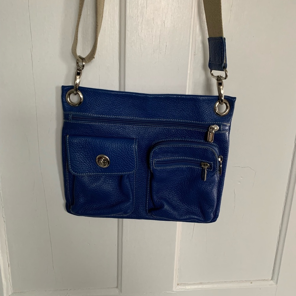 Roots Blue Leather Purse.